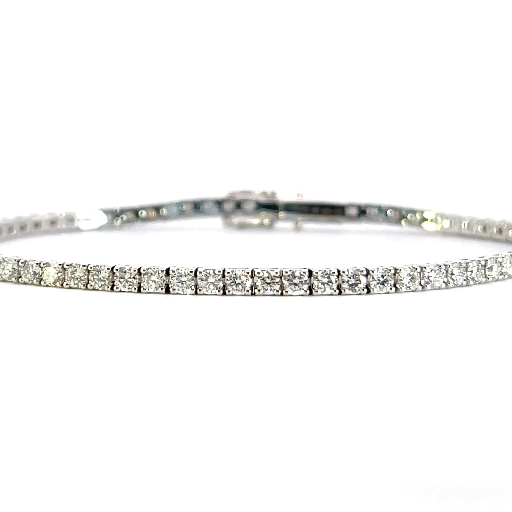 14 kt White gold diamond bracelet