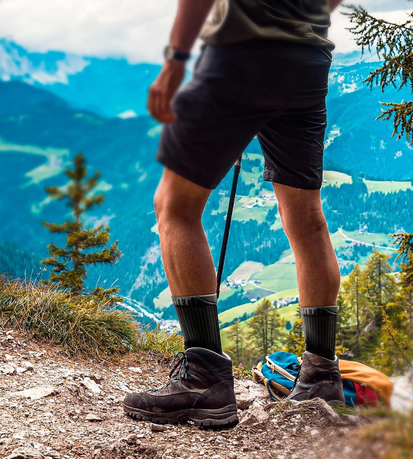 BULLIANT Men Running Socks, Athletic Crew Socks Compression Breathable for Men Sports Hiking Cushioned Footbed Arch Support