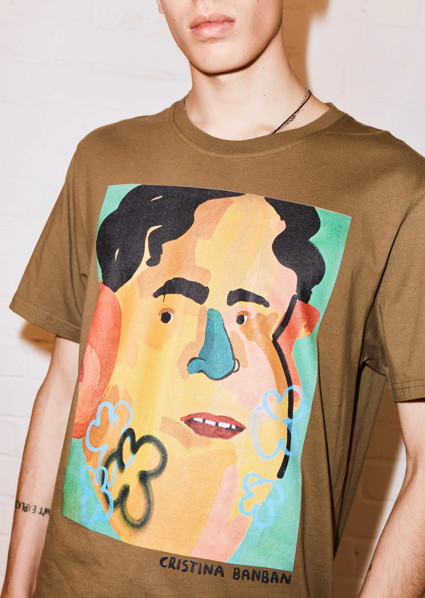House of Holland @cristina_banban 'Sam' Khaki Tee
