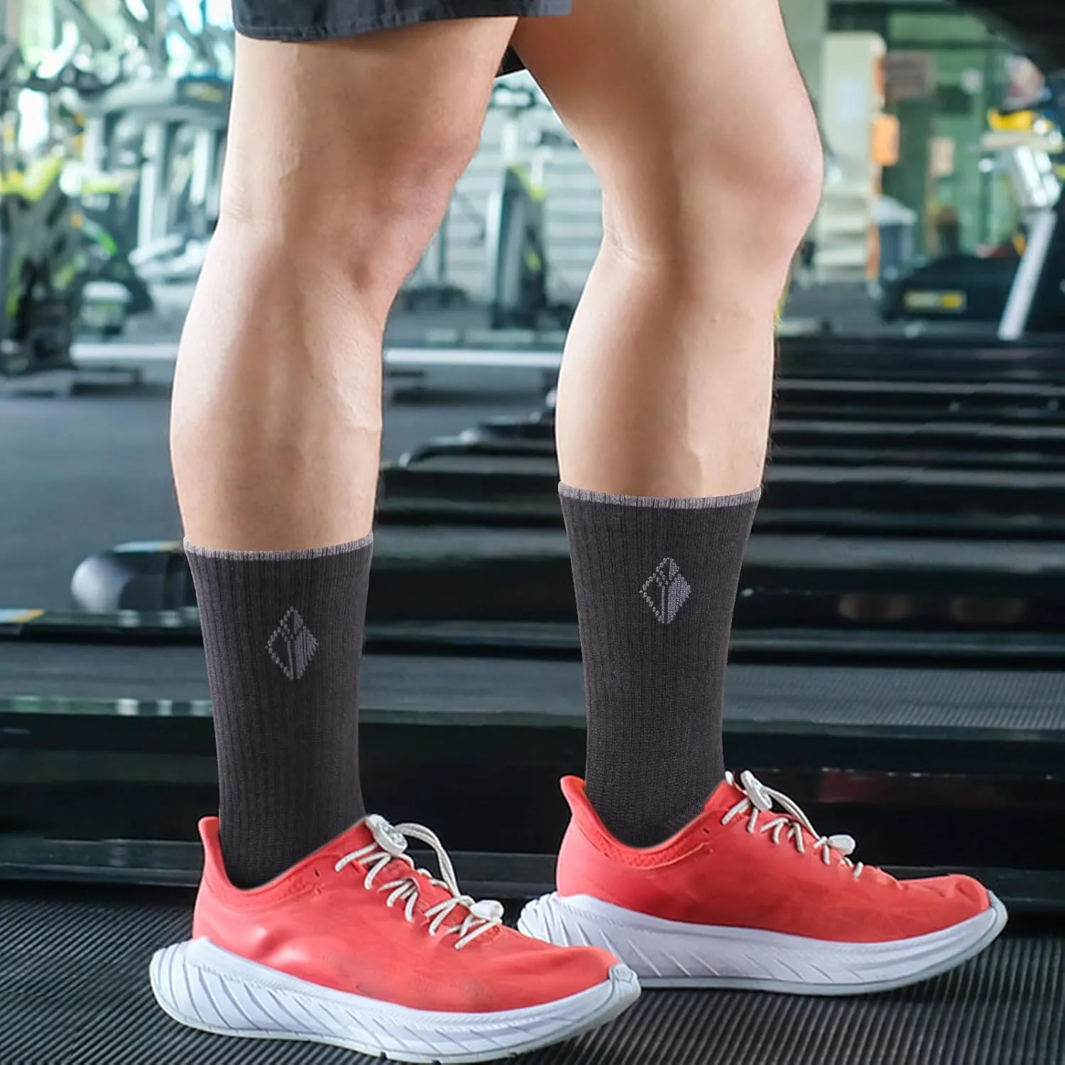Men's Socks Moisture Wicking Cushioned Comfort Everyday Work Training Sports Athletic Crew Socks for Men, 5 Pairs